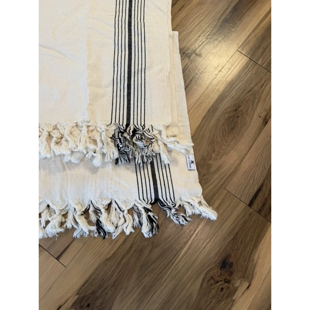 The Loomia Turkish Beach Towels Blanket Set of 4 Cotton Fringe Black Cream